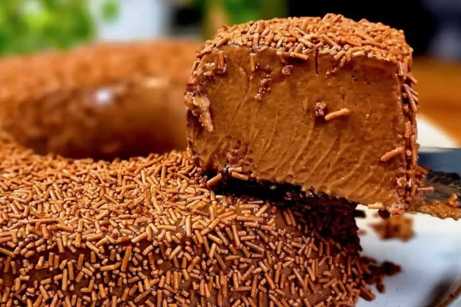 Um deleite culinário brasileiro, o brigadeirão é uma fusão irresistível entre o brigadeiro tradicional e as especialidades de um pudim. Uma experiência decadente para os amantes de chocolate, esse doce promete conquistar até os paladares mais exigentes.